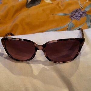 Ralph Ralph Lauren • Tortoise sunglasses